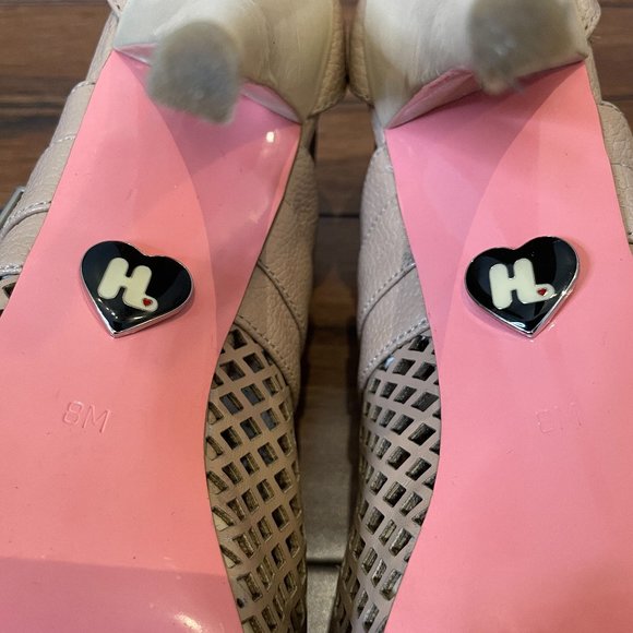 😵 2 FOR $40 // Harajuku Lovers Nude Pumps with Silver Buckles S-8- - Picture 10 of 13